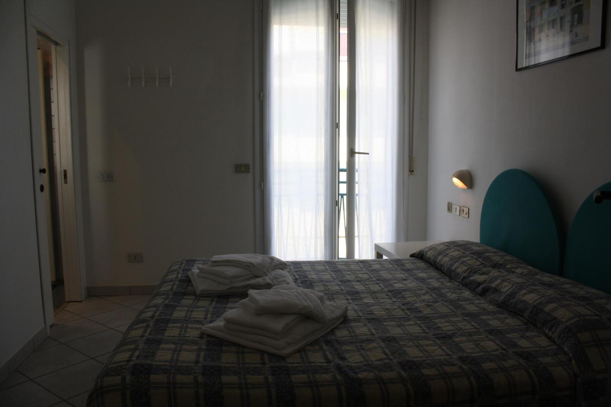Residence Le Vele Каттолика Номер фото