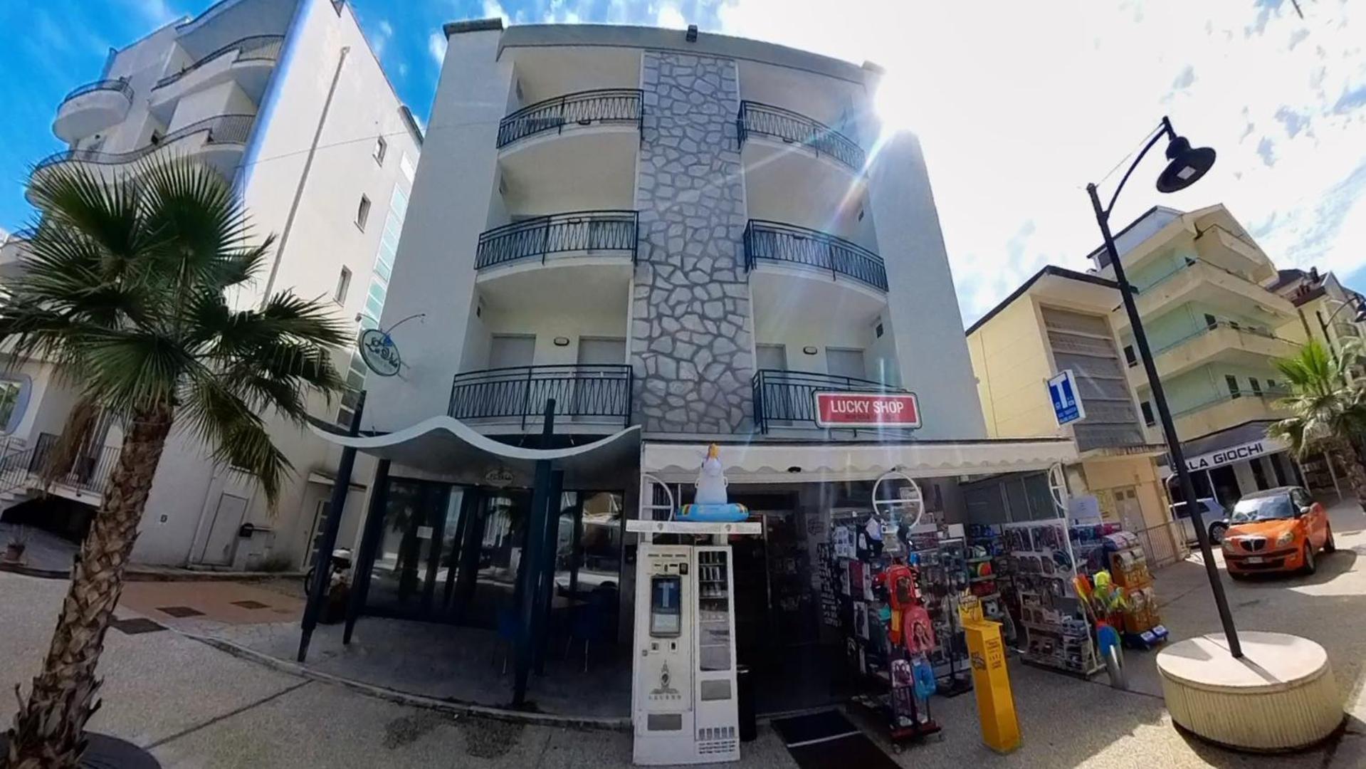 Residence Le Vele Каттолика Экстерьер фото