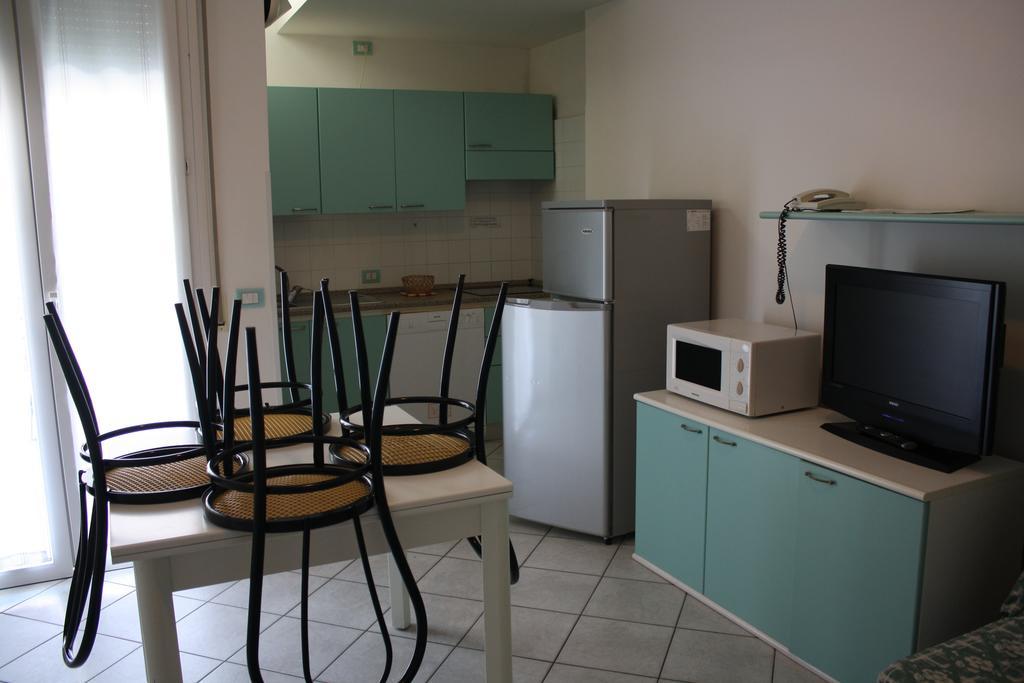Residence Le Vele Каттолика Экстерьер фото